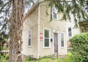 23 Smith Street Athens, Ohio 45701, 2 Bedrooms Bedrooms, ,1 BathroomBathrooms,Apartment,For Rent,Smith,1101