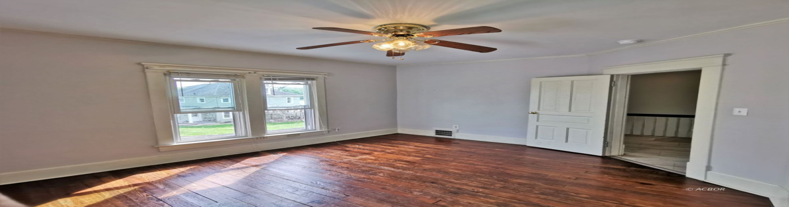 200 W State St Athens, Ohio 45701, 3 Bedrooms Bedrooms, ,1 BathroomBathrooms,Apartment,For Rent,W State,1135