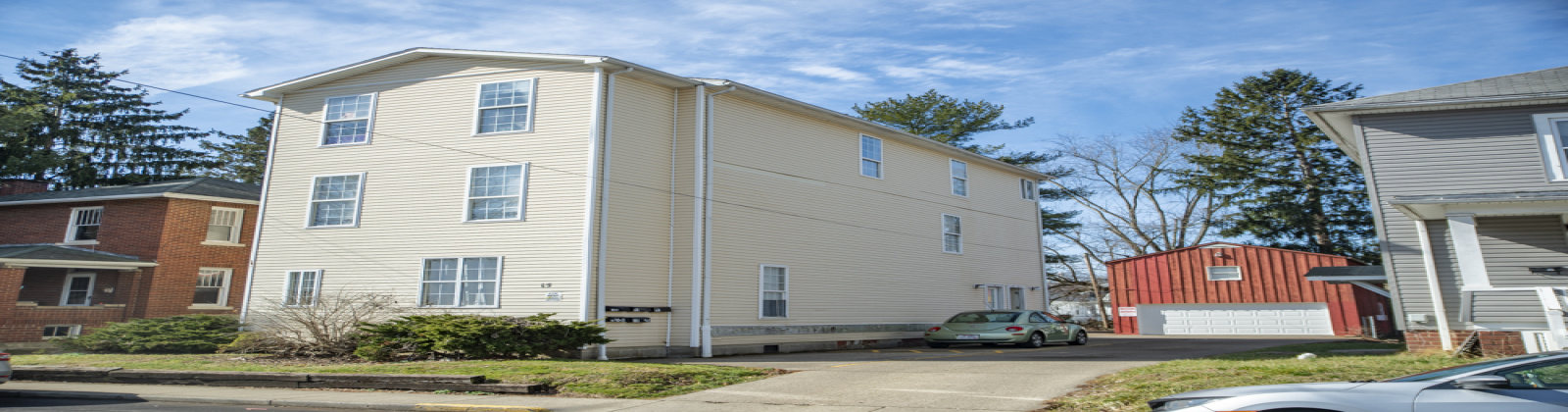15 Elliott Athens, Ohio, 3 Bedrooms Bedrooms, ,1 BathroomBathrooms,Apartment,For Rent,Elliott,1192