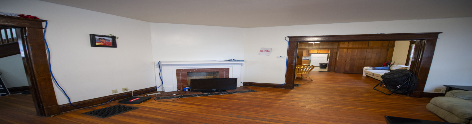 17 Elliott Athens, Ohio 45701, 4 Bedrooms Bedrooms, ,2 BathroomsBathrooms,Apartment,For Rent,Elliott,1202
