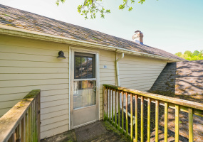 7 Atlantic St APT C Athens, Ohio 45701, 1 Bedroom Bedrooms, ,1 BathroomBathrooms,Apartment,For Rent,Atlantic St,1023