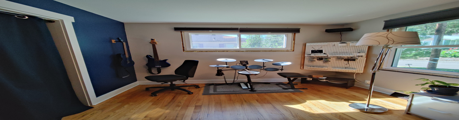 10 Spring Street Athens, Ohio, 3 Bedrooms Bedrooms, ,3 BathroomsBathrooms,Apartment,For Rent,Spring,1278