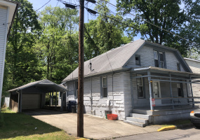 31 Brown Ave Athens, Ohio 45701, 3 Bedrooms Bedrooms, ,1 BathroomBathrooms,Apartment,For Rent,Brown,1037
