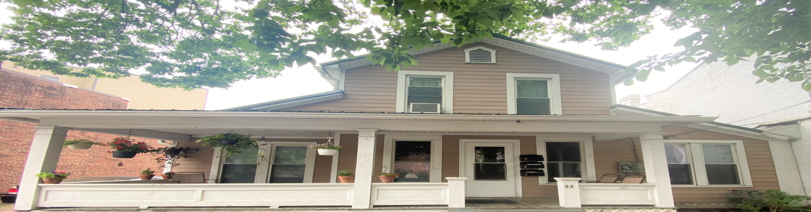 32 E State St APT 2 Athens, Ohio 45701, 1 Bedroom Bedrooms, ,1 BathroomBathrooms,Apartment,For Rent,E State St,1078