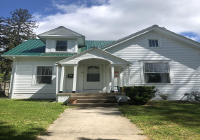 70 Morris Avenue Athens, Ohio 45701, 3 Bedrooms Bedrooms, ,1 BathroomBathrooms,Apartment,For Rent,Morris,1093